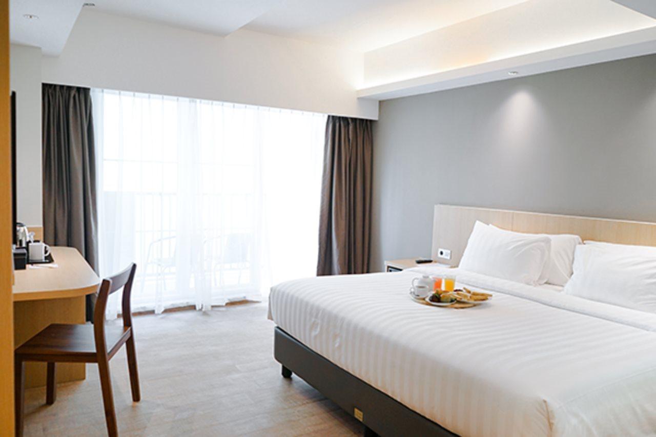 Aveta Hotel Malioboro Jogyakarta Zewnętrze zdjęcie